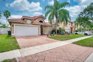 2416 NW 139th Ave, Sunrise, FL 33323, Sold 12/07/20