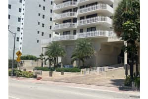 6061 Collins Ave #10e, Miami Beach, FL 33141, Sold 10/29/20