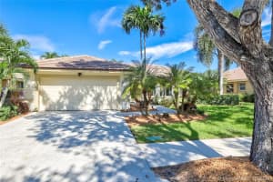 1165 Fairfax Ln, Weston, FL 33326, Sold 11/23/20