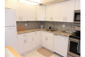 501 E Dania Beach Blvd #4j, Dania Beach, FL 33004, Sold 12/11/20