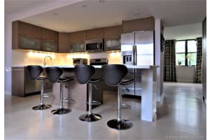 3350 NE 192 St # 5r-B, Aventura, FL 33180, Sold 03/05/21