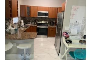 7465 NW 178th St, Hialeah, FL 33015, Sold 11/20/20