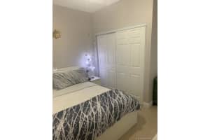 7465 NW 178th St, Hialeah, FL 33015, Sold 11/20/20