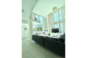 221 Jefferson Ave, Miami Beach, FL 33139, Sold 06/02/21