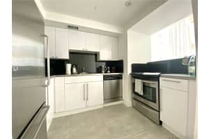 221 Jefferson Ave, Miami Beach, FL 33139, Sold 06/02/21