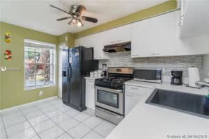 8114 San Carlos Cir, Tamarac, FL 33321, Sold 12/04/20