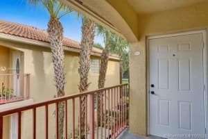 7940 NW 6th St, Pembroke Pines, FL 33024, Sold 12/02/20