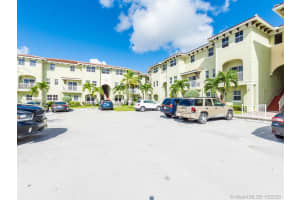 260 NW 109th Ave, Miami, FL 33172, Sold 01/20/21