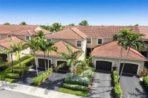 1431 Sorrento Dr, Weston, FL 33326, Sold 11/30/20