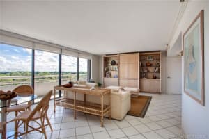 441 Valencia Ave, Coral Gables, FL 33134, Sold 05/07/21