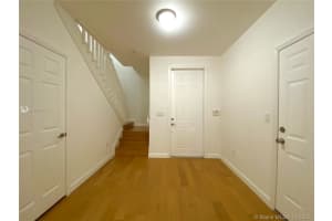 10306 NW 70th Terrace, Doral, FL 33178, Sold 12/04/20
