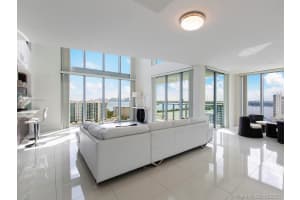 7928 East Dr, North Bay Village, FL 33141, Sold 02/25/22