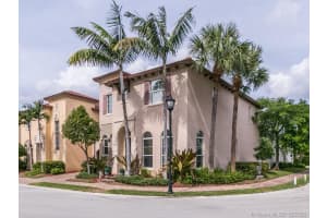 27 Via Poinciana St, Boca Raton, FL 33487, Sold 12/11/20