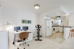 1340 Lincoln Rd, Miami Beach, FL 33139, Sold 12/29/20