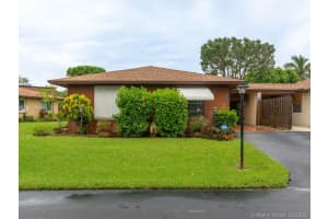 521 SE 27th Way, Boynton Beach, FL 33435, Sold 01/08/21
