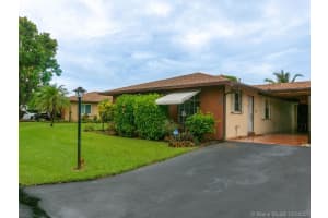 521 SE 27th Way, Boynton Beach, FL 33435, Sold 01/08/21