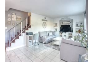 2 Meacham Ln, Tamarac, FL 33319, Sold 12/04/20