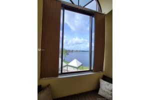 15549 Miami Lakeway N, Miami Lakes, FL 33014, Sold 12/22/20