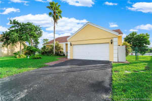 9260 S Cypress Cir, Miramar, FL 33025, Sold 11/06/20