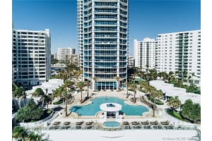 3101 S Ocean Dr, Hallandale Beach, FL 33009, Sold 10/23/20