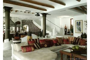 24 S Hibiscus Dr, Miami Beach, FL 33139, Sold 04/29/21