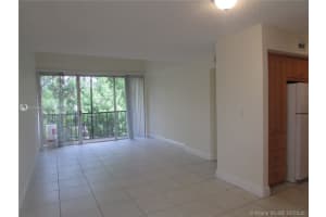 8810 Fontainebleau Blvd, Miami, FL 33172, Sold 11/30/20