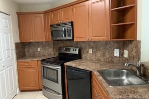 6280 NW 186th St, Hialeah, FL 33015, Sold 11/19/20