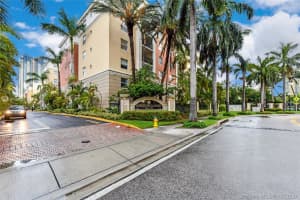 17100 N Bay Rd, Sunny Isles Beach, FL 33160, Sold 04/12/21