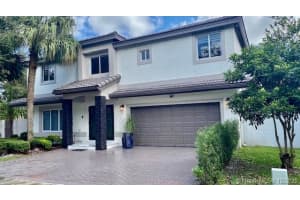 8997 NW 187th St, Hialeah, FL 33018, Sold 04/01/21