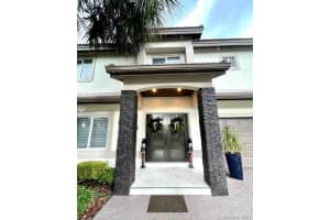 8997 NW 187th St, Hialeah, FL 33018, Sold 04/01/21