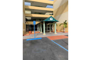 8321 NW 7th St, Miami, FL 33126, Sold 05/12/21