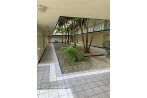 8321 NW 7th St, Miami, FL 33126, Sold 05/12/21