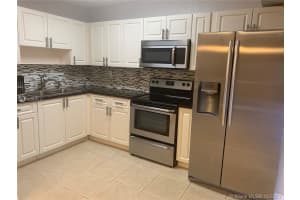 9473 SW 76th St APT P6, Miami, FL 33173, Sold 11/23/20