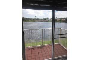 6940 NW 173rd Dr, Hialeah, FL 33015, Sold 02/25/21