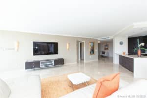 16400 Collins Ave, Sunny Isles Beach, FL 33160, Sold 07/01/21