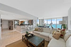 1800 N Bayshore Dr, Miami, FL 33132, Sold 01/15/21