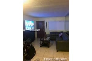 2760 W 61st Pl, Hialeah, FL 33016, Sold 11/23/20