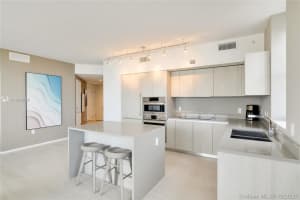 4010 S Ocean Dr r902, Hollywood, FL 33019, Sold 05/11/22