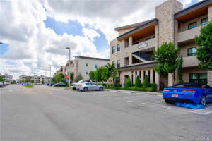7805 NW 104th Ave, Doral, FL 33178, Sold 11/06/20
