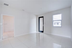 7805 NW 104th Ave, Doral, FL 33178, Sold 11/06/20