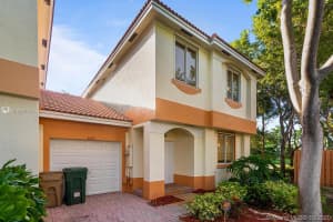 6537 Hidden Cove Dr, Davie, FL 33314, Sold 11/30/20