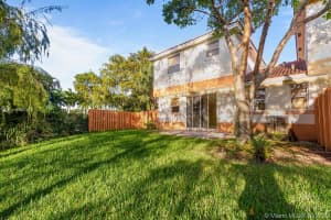 6537 Hidden Cove Dr, Davie, FL 33314, Sold 11/30/20