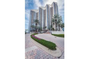 17555 Collins Ave, Sunny Isles Beach, FL 33160, Sold 12/31/20