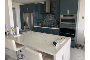 19500 Turnberry Way #12c, Miami, FL 33180, Sold 04/12/21