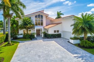 479 Sunset Dr, Hallandale Beach, FL 33009, Sold 11/20/20