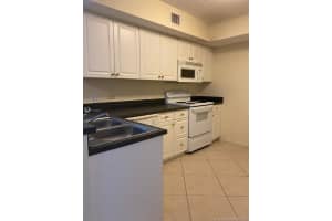 9650 NW 2nd St, Pembroke Pines, FL 33024, Sold 12/02/20