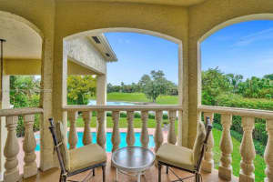 19515 Presidential Way, Miami, FL 33179, Sold 04/05/23
