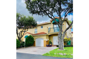 15865 SW 69th St, Miami, FL 33193, Sold 11/24/20