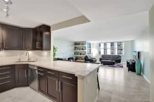 3015 N Ocean Blvd #5d, Fort Lauderdale, FL 33308, Sold 03/17/21