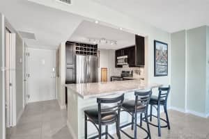 3015 N Ocean Blvd #5d, Fort Lauderdale, FL 33308, Sold 03/17/21